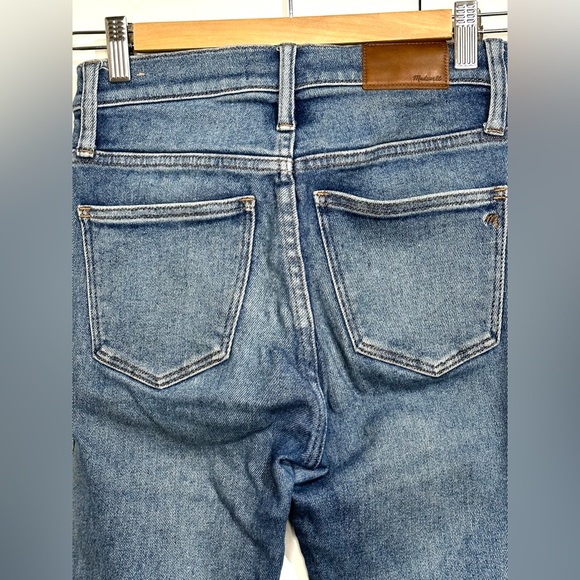 Madewell high rise skinny Jean with button fly in faded denim colour. Size 25 - Picture 5 of 7